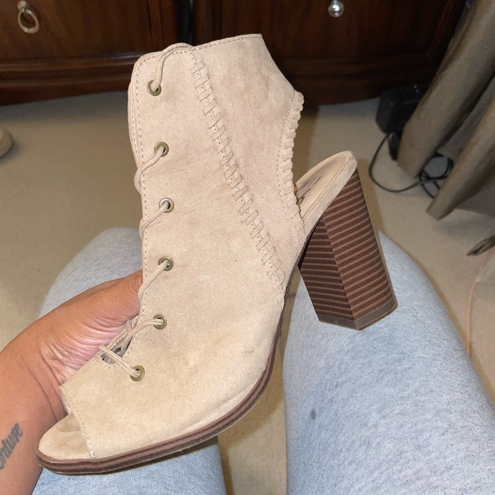 Mix No. 6 chunky heel.